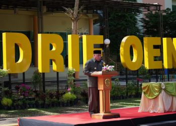 GUBERNUR RESMIKAN PERGANTIAN NAMA STADION SEMPAJA