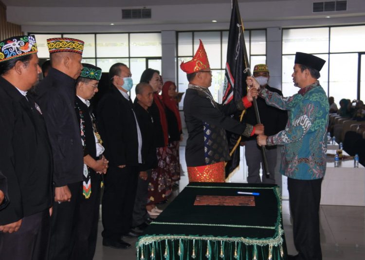 WAGUB LANTIK PENGURUS PUSAKA KALTIM
