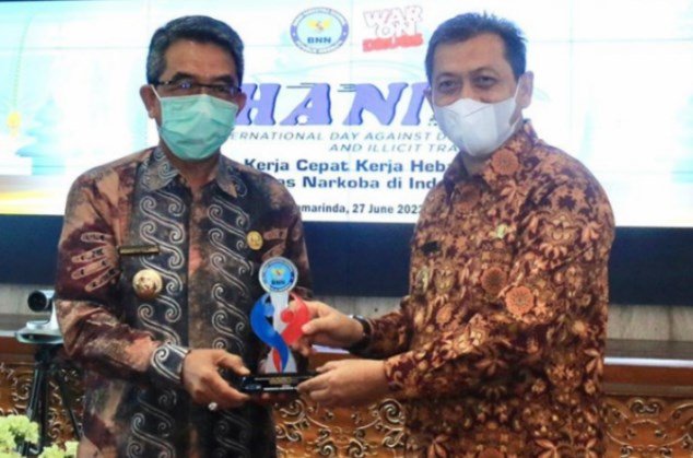 PEMKAB KUTIM TERIMA PENGHARGAAN HANI 2022