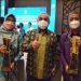 GUBERNUR TERIMA PENGHARGAAN PETA DESA