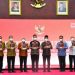 GUBERNUR TERIMA INPRES KAMPUNG BERKUALITAS