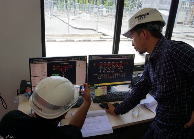 DPRD KALTIM APRESIASI SAMBUNGAN LISTRIK KE KALTARA