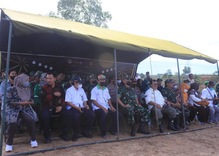 ANGGOTA KODAM VI/MLW IKUT PELATIHAN SORGUM