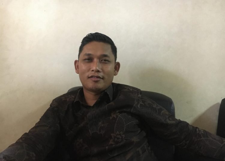WARGA SEPAKU JANGAN JADI PENONTON