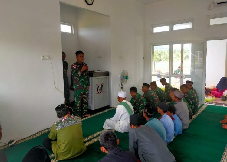 TNI GELAR MAULID DI PERBATASAN
