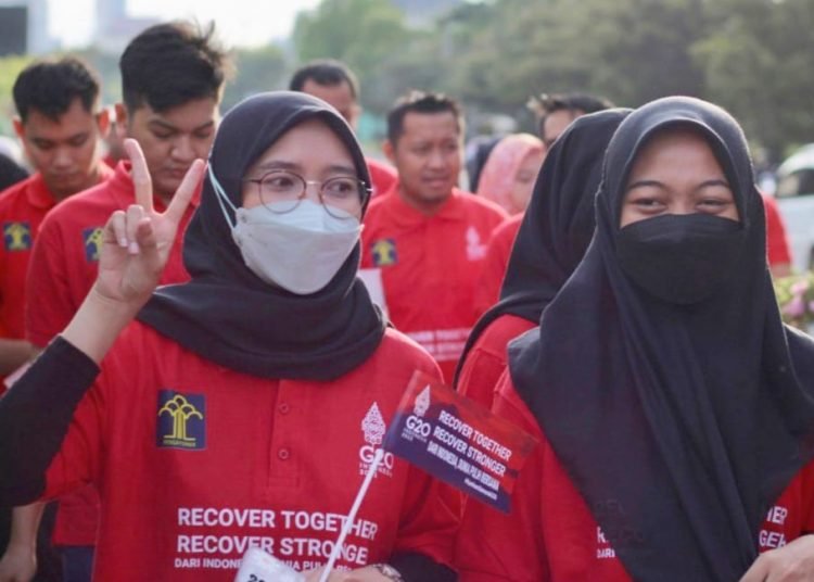 KANIM BALIKPAPAN GELAR JALAN SEHAT