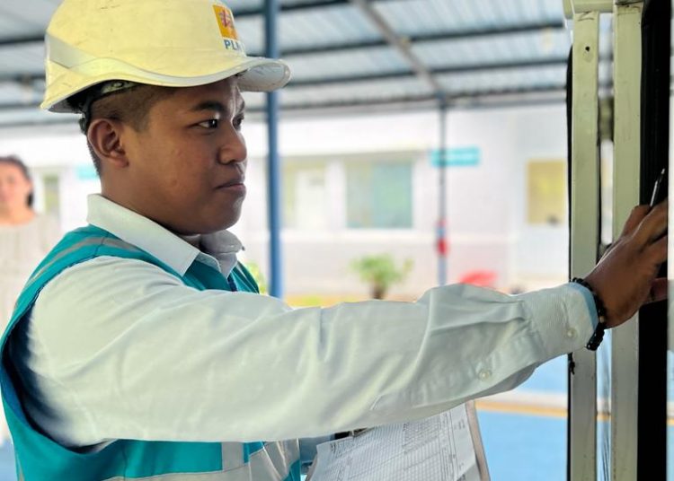 Hari Listrik Nasional ke-77: Cerita Bayu dari Pulau Terluar Kalimantan Timur