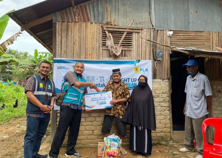Light Up The Dream Donasi Pegawai PLN Wujudkan Mimpi Listrik Gratis di Kaltim dan Kaltara