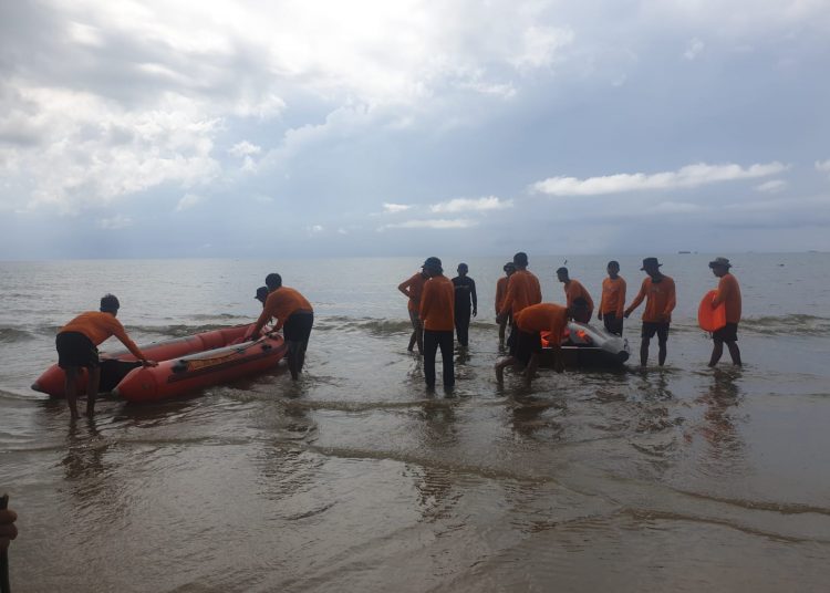 MDMC KALTIM GELAR WATER RESCUE