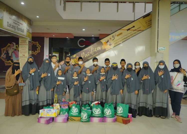 150 ANAK YATIM IKUT BELANJA GRATIS
