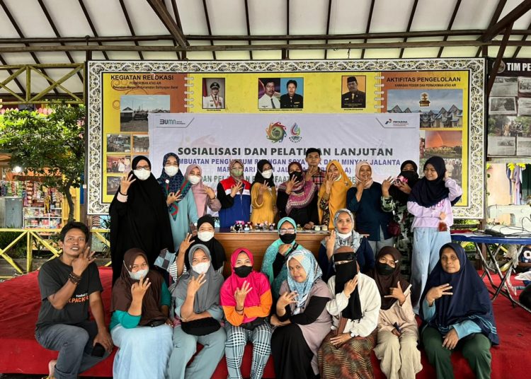 PERTAMINA AJARI WARGA MANFAATKAN BARANG BEKAS