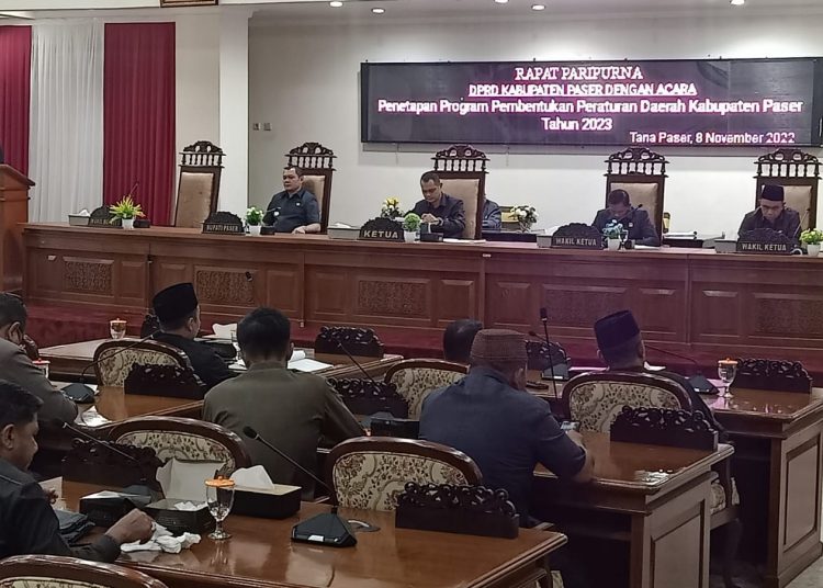 DPRD GELAR PARIPURNA PROPEMPERDA 2023
