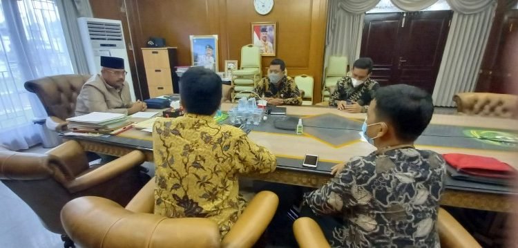 GM PLN KALBAGTIM KUNJUNGI BUPATI KUKAR