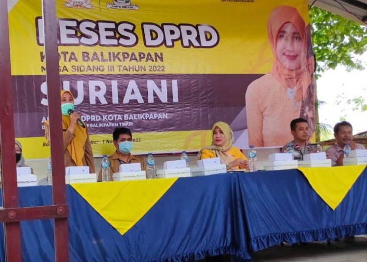WARGA KELUHKAN PUSKESMAS DI RESES SURYANI