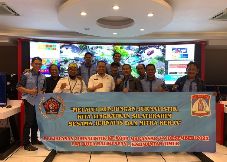 PWI BALIKPAPAN KUNJUNGI MAKASSAR