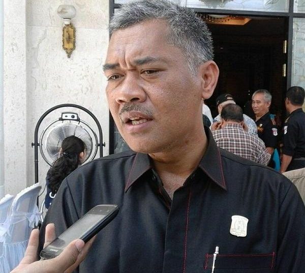 DPRD SESALKAN RENOVASI KLANDASAN MANGKRAK