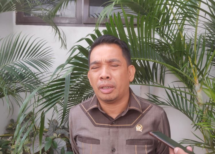 DPRD DESAK PEMUTUSAN KONTRAK PT FAHREZA