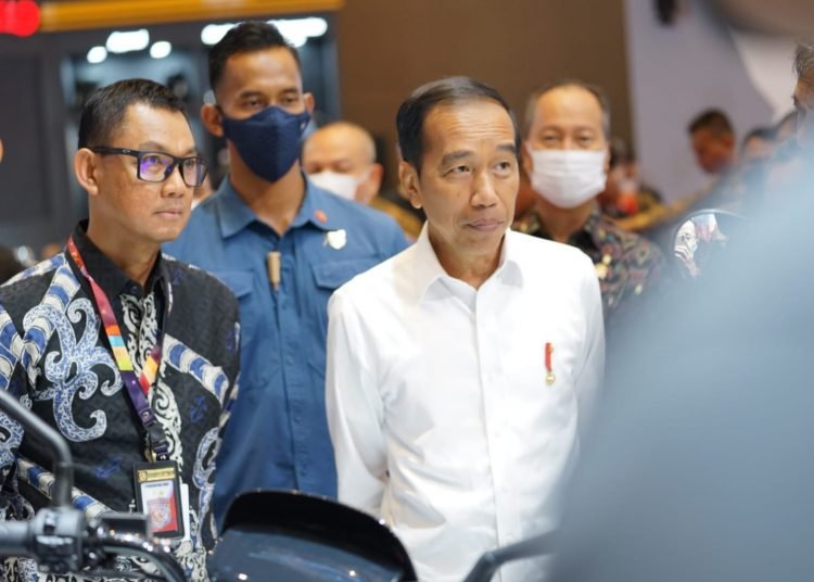 PLN DUKUNG EKOSISTEM KENDARAAN LISTRIK