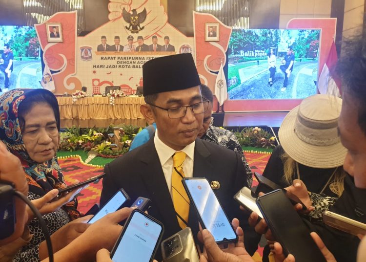 WALIKOTA SEBUT PENGANGGURAN TURUN