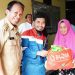 KPI BAGIKAN 400 PAKET SEMBAKO DI BALIKPAPAN