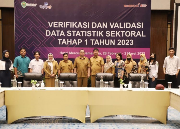 OPD KALTIM SERAHKAN 3.071 DATA STATISTIK