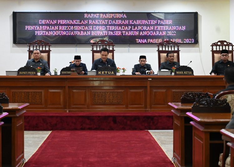 DEWAN DESAK PEMKAB TERAPKAN E-PARKIR