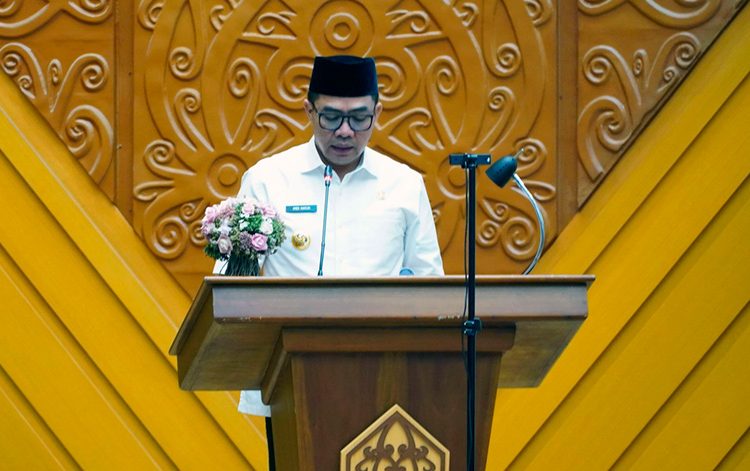 RAPAT PARIPURNA WALIKOTA SAMPIKAN LKPJ TA 2022