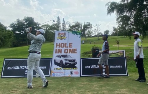 250 PESERTA RAMAIKAN TURNAMEN GOLF SAMARINDA
