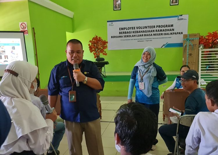 PLN PEDULI PENDIDIKAN SASAR SLBN