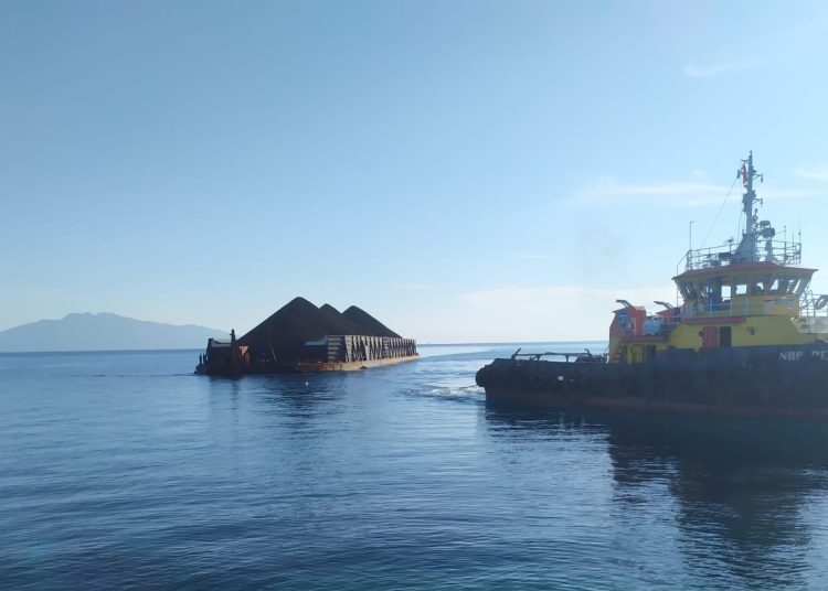 PLN PASOK BATU BARA DI 3 PLTU