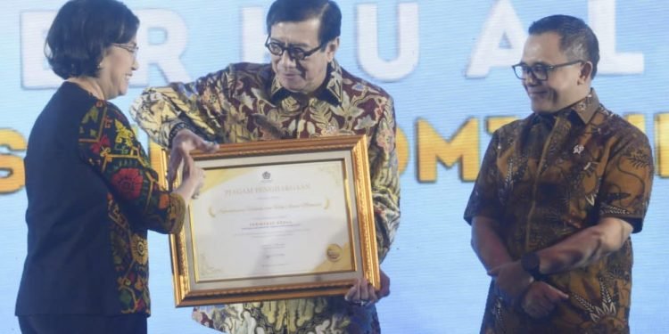 KINERJA ANGGARAN KEMENKUMHAM BERBUAH PENGHARGAAN