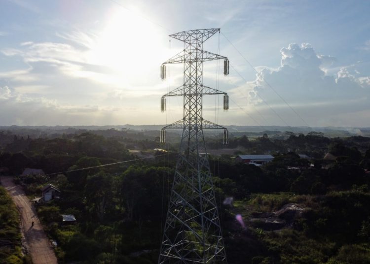 PLN UIP KLT TUNTASKAN PEMBEBASAN LAHAN SUTT