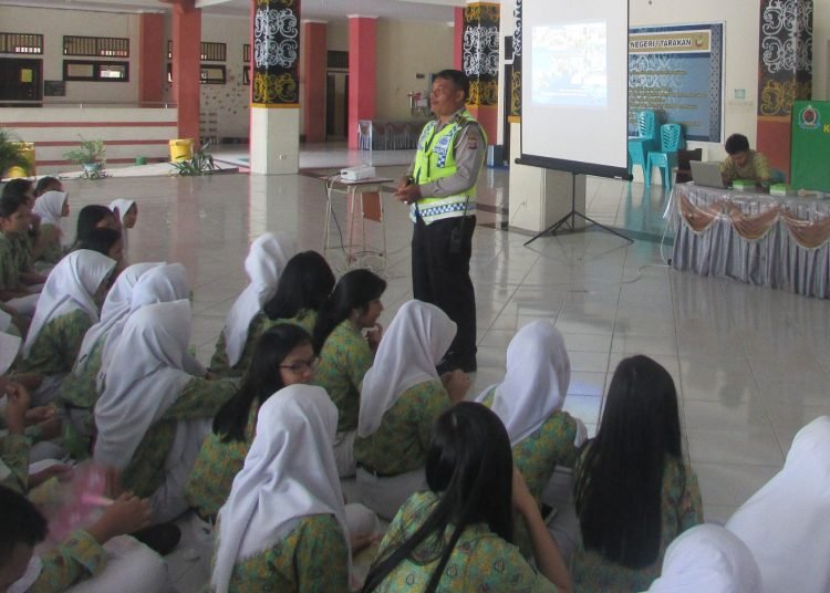 TMMD KODIM 0907/TRK AJAK REMAJA TERTIB LALIN