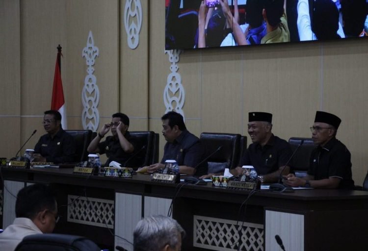 WALIKOTA SEBUT SILPA HAL BIASA