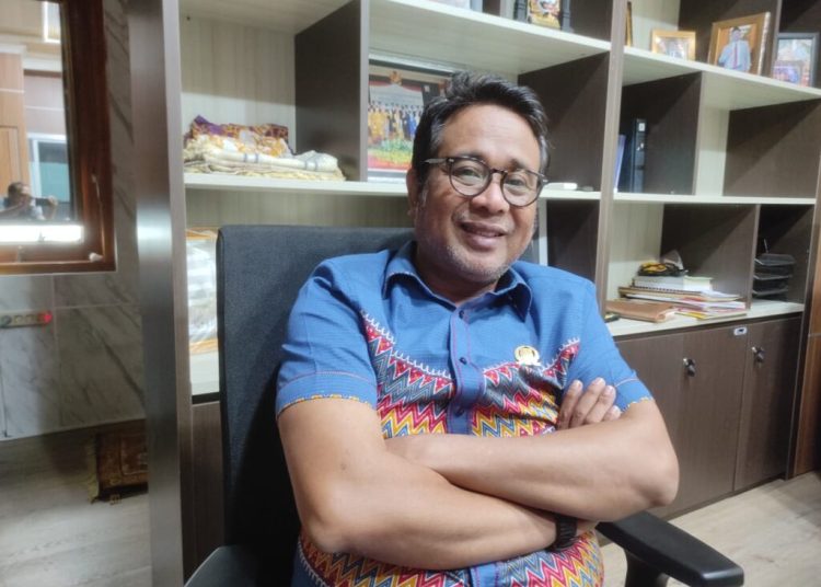 DPRD DESAK PU BERTINDAK