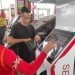 HARI PANCASILA, PETUGAS SPBU PAKAI BAJU ADAT