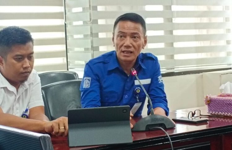 PEMKOT RELOKASI TPS JALAN PROTOKOL