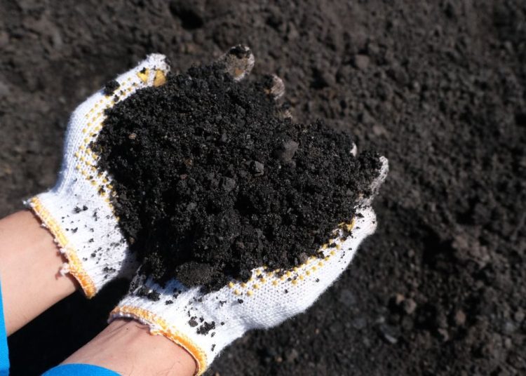 MASYARAKAT MANFAATKAN 1,45 JUTA TON FABA PLN