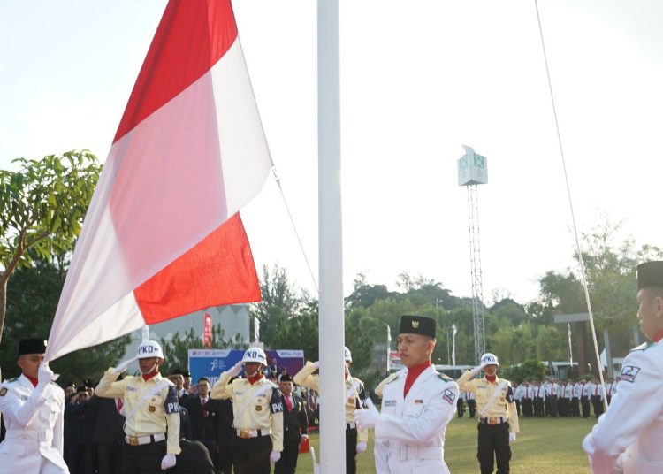 PEKERJA KPI GELAR UPACARA HUT RI