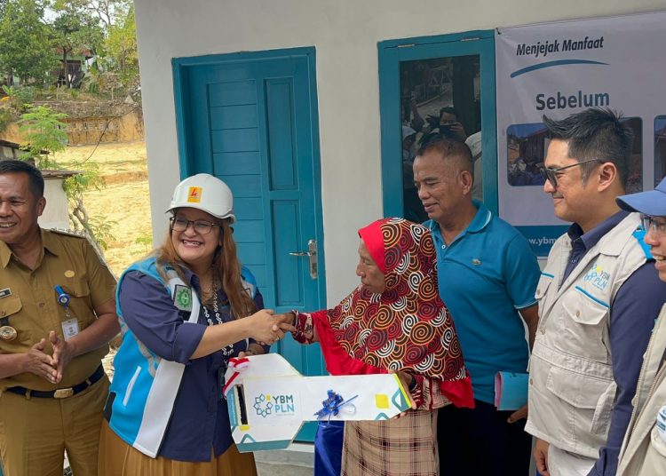 PLN HADIRKAN LISTRIK GRATIS DI BALIKPAPAN