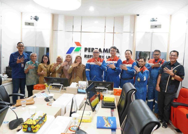 KUNJUNGI PERTAMINA, PEMKOT BELAJAR PENGOLAHAN AIR LAUT