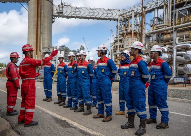 PERTAMINA OLAH 46,3 JUTA BAREL DI KILANG BALIKPAPAN