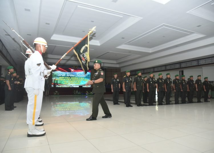 PANGDAM MUTASI 5 PEJABAT KODAM VI/MLW