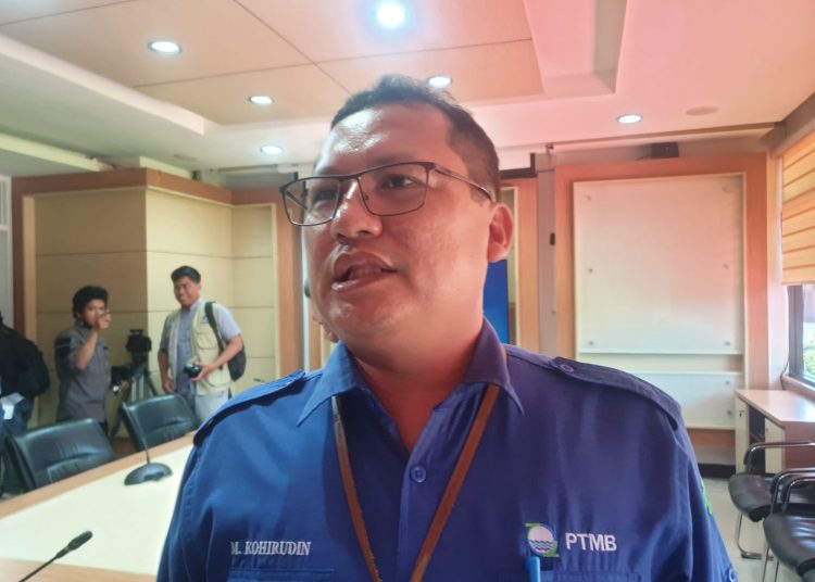 LEVEL WADUK MANGGAR TERUS TURUN