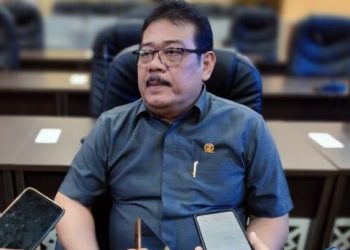 DEWAN EVALUASI KEHADIRAN ANGGOTA