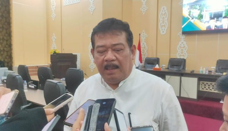 DEWAN BERUPAYA PERTAHANKAN TARGET PAD