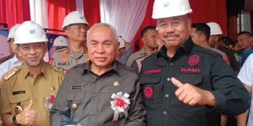 BUPATI SAMBUT 10 RIBU LOWONGAN DI SMELTER KUKAR