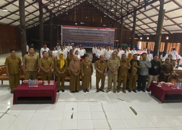 PEMPROV SERTIFIKASI NAKER KONSTRUKSI MAHULU