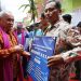 GUBERNUR SERAHKAN BANTUAN INTERNET DESA