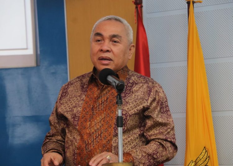 GUBERNUR GRATISKAN SERTIFIKASI KONTRUKSI MAHULU